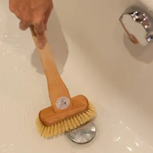 Badewannenbürste mit Agavenborsten – 43 cm Holzgriff – für Wanne & Dusche (fest)